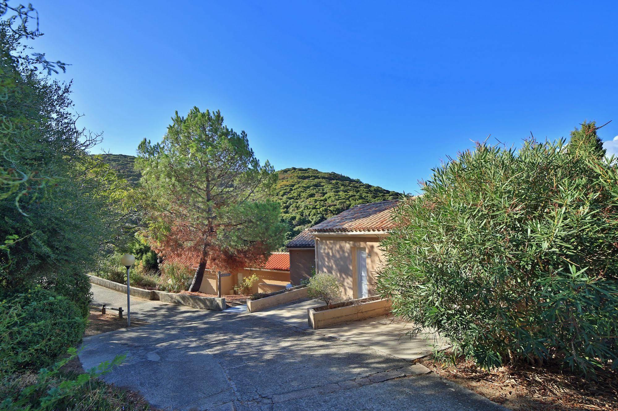 Village De Vacances Paese Di Lava, Grand Ajaccio Alata Dış mekan fotoğraf